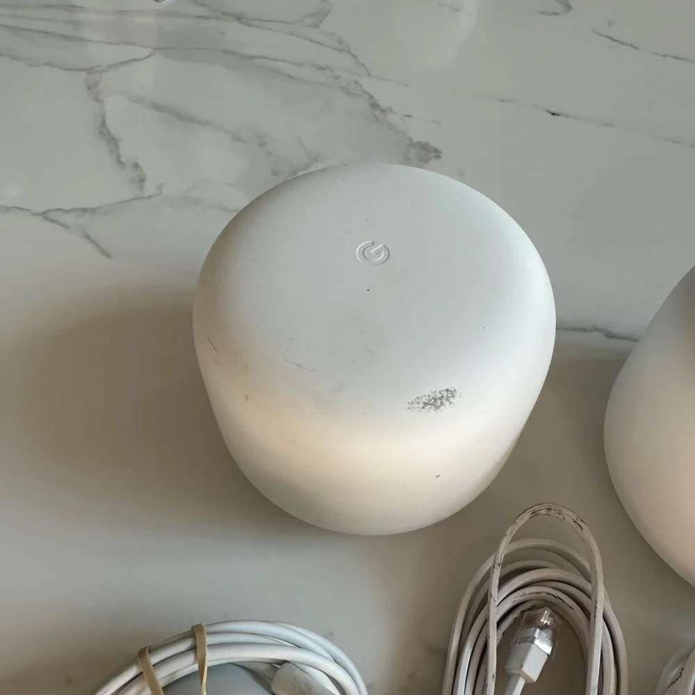 Google Nest Router/WiFi Extender 2 Generation- White - Picture 2 of 5